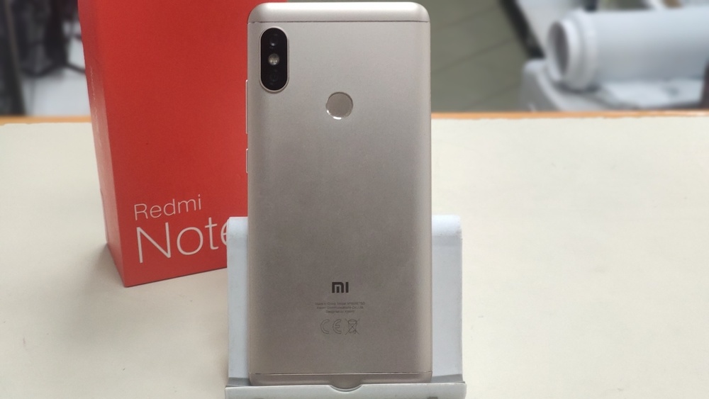 Смартфон Xiaomi Redmi Note 5 3/32
