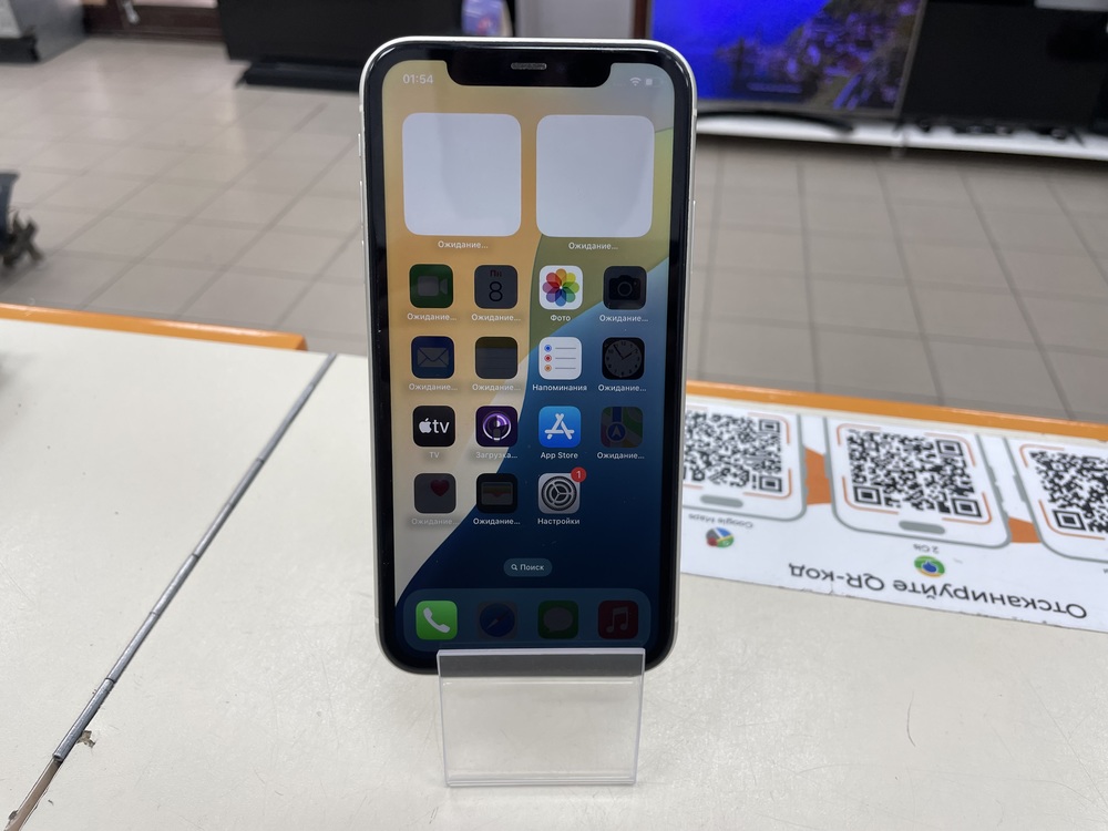 Смартфон Apple iPhone 11 64Gb