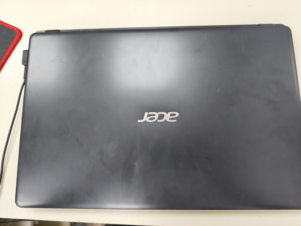 Ноутбук Acer; Ryzen 3 3200U, Radeon 540X Mobile, 6 Гб, 256 Гб, Нет