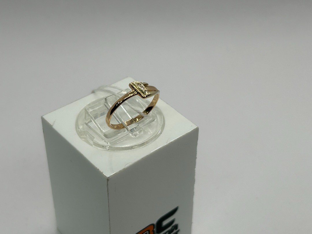 КОЛЬЦО С КАМНЯМИ (Au 585)