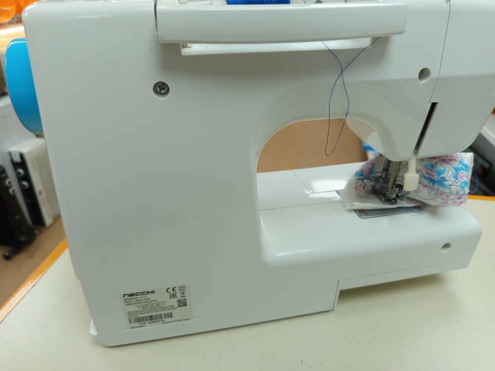Швейная машина Necchi 4117