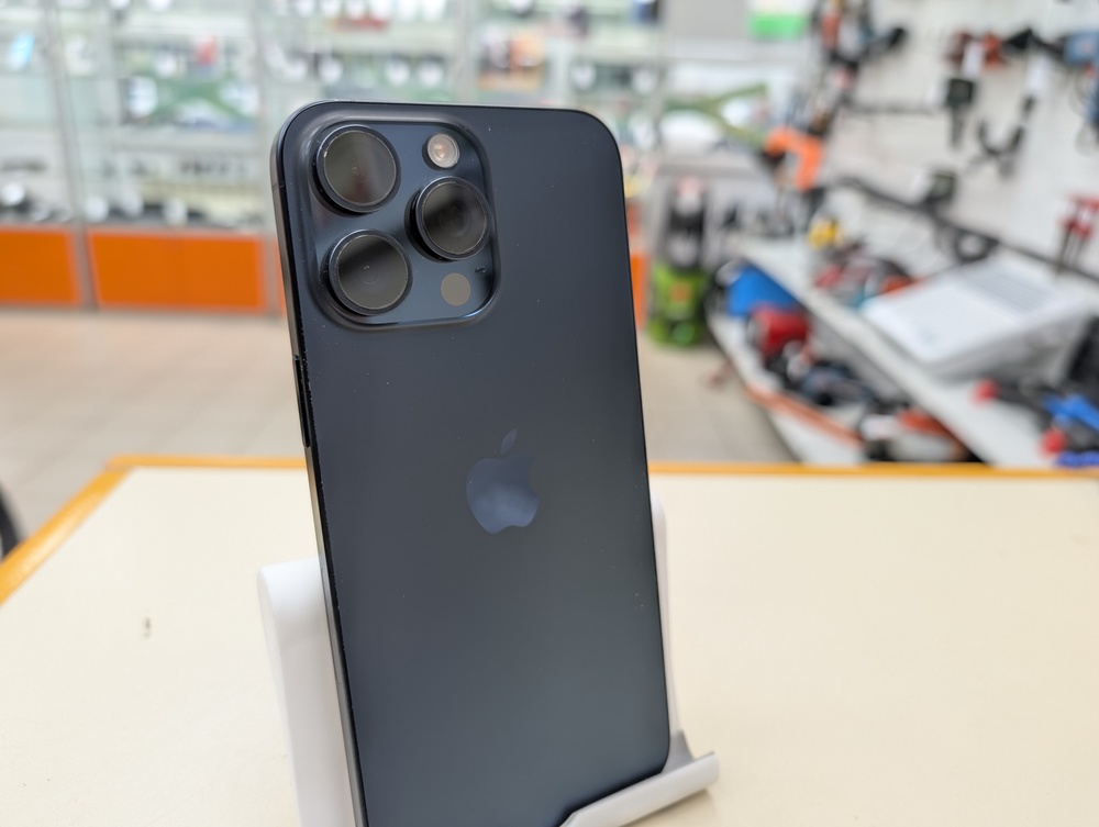 Смартфон Apple iPhone 15 Pro Max 512Gb eSIM
