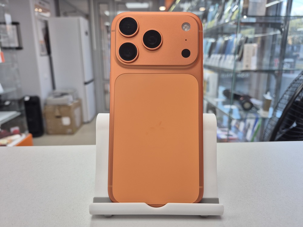 Смартфон Apple Iphone 17 Pro 256Gb eSim