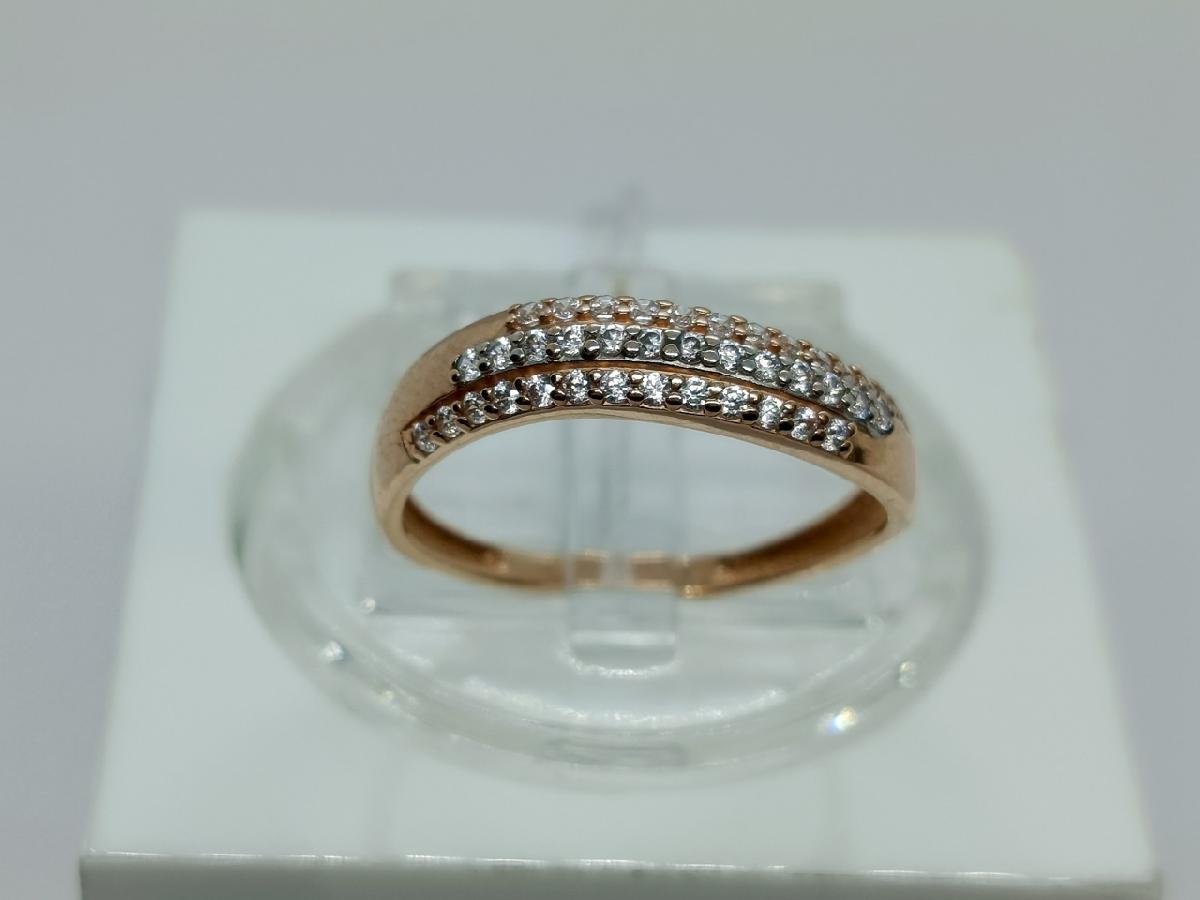 КОЛЬЦО С КАМНЯМИ (Au 585)