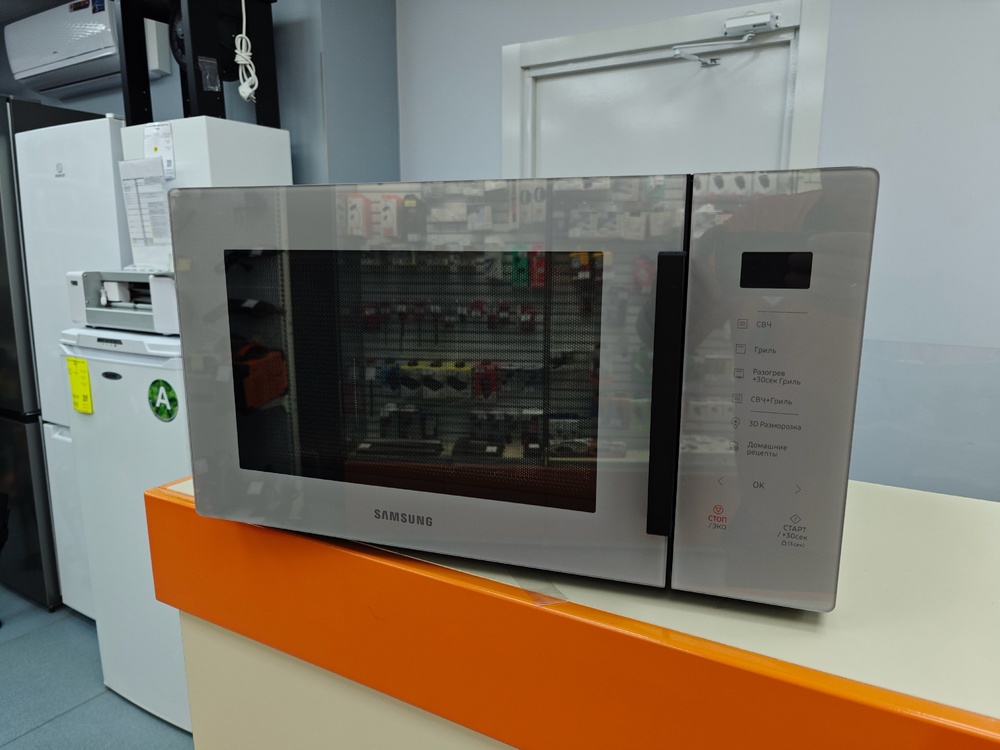 Микроволновая печь Samsung MG30T5018AG/BW