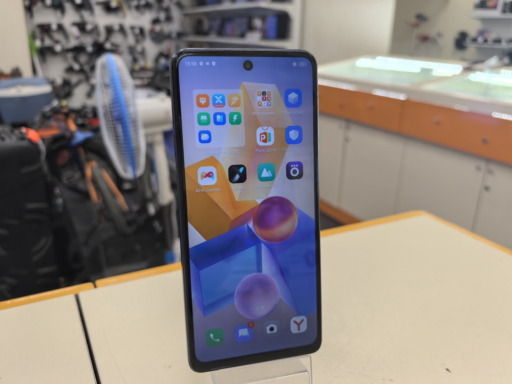 Смартфон Infinix HOT 40 8/128