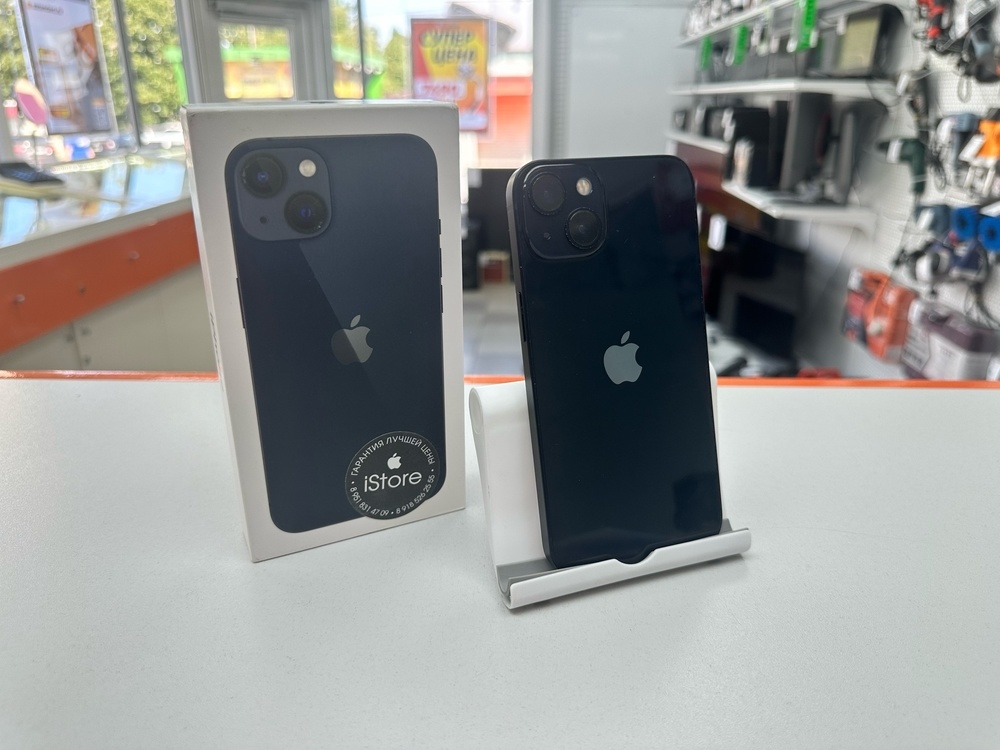 Смартфон Apple iPhone 13 128Gb
