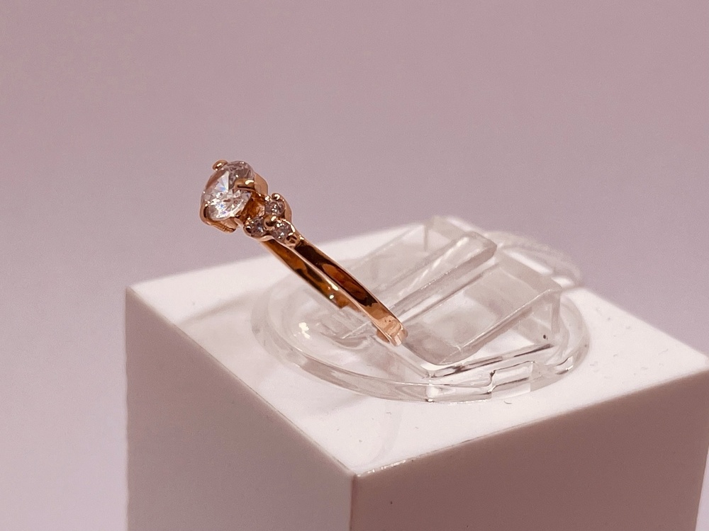 КОЛКМИ585 КОЛЬЦО С КАМНЯМИ (Au 585)