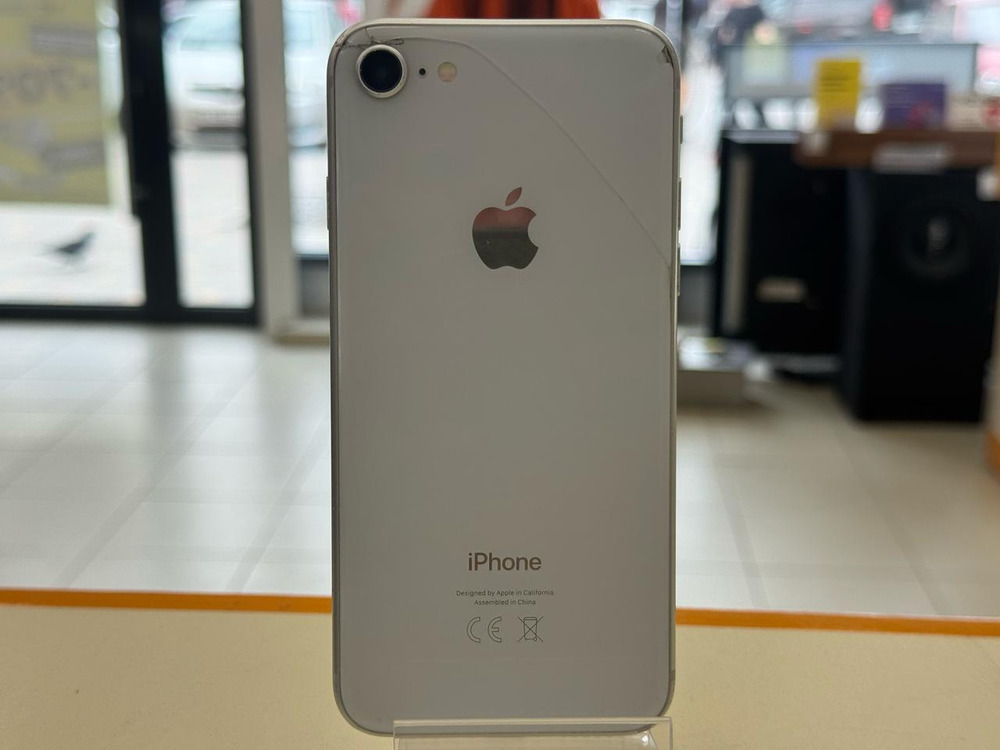 Смартфон Apple iPhone 8 64Gb