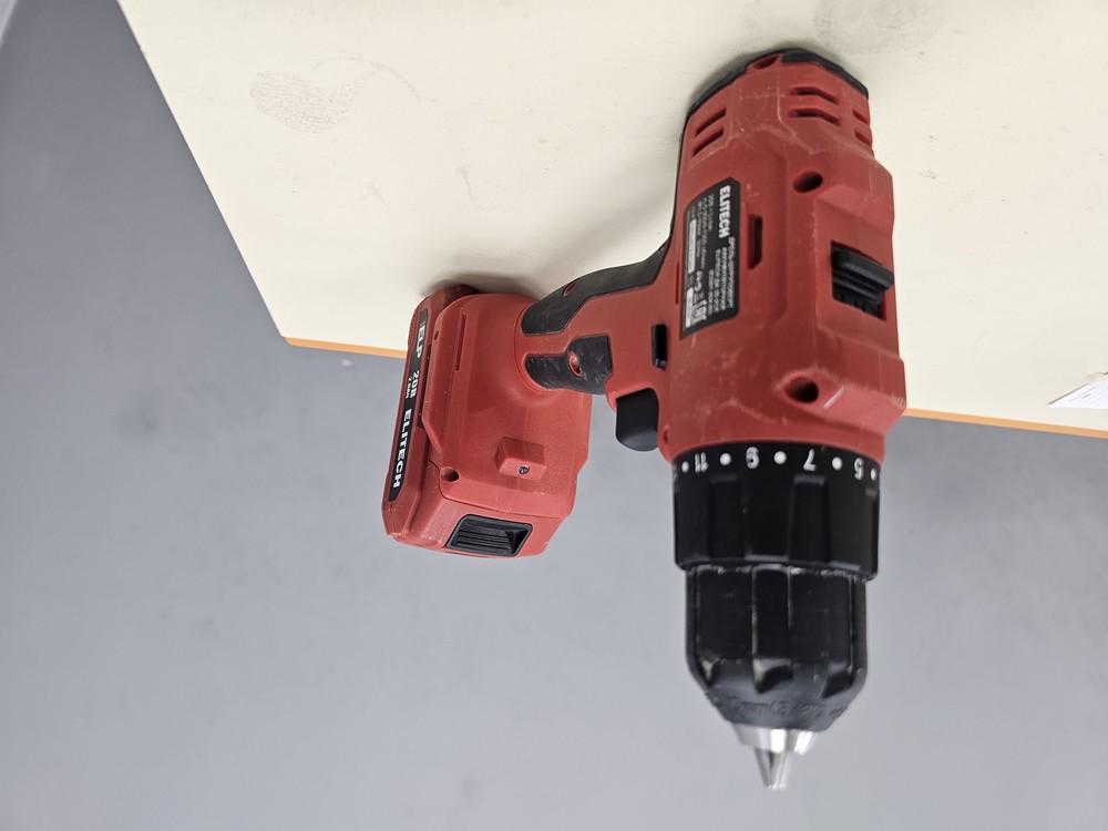 Шуруповерт Elitech ДА 20-2СЛ