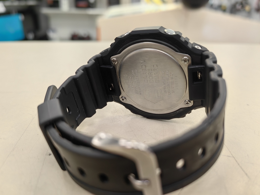 Часы наручные Casio GA-2100-1AER