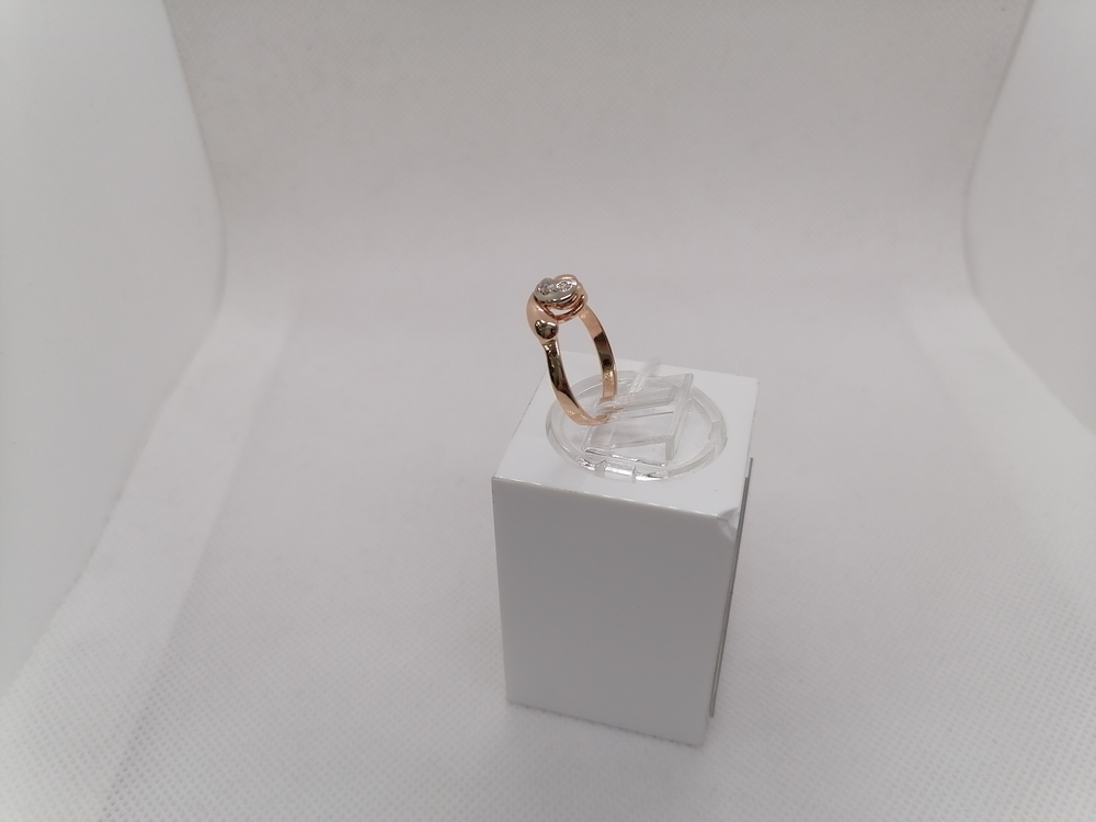 КОЛЬЦО С КАМНЯМИ (Au 585)