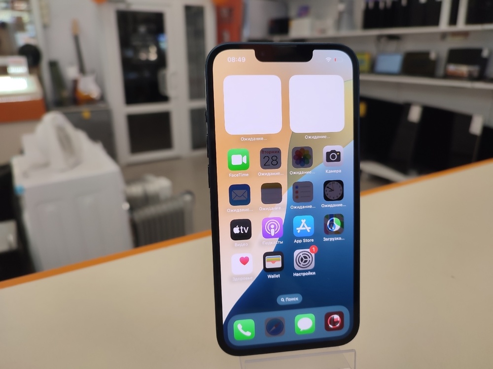 Смартфон Apple iPhone 13 128Gb