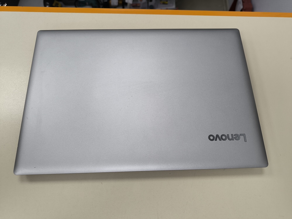 Ноутбук Lenovo IdeaPad 320; Pentium N4200, HD Graphics, 4 Гб, 128 Гб, Нет