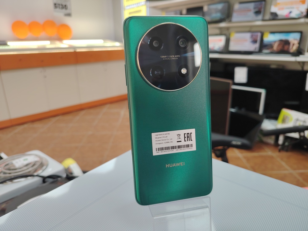Смартфон Huawei Nova 12i 8/256