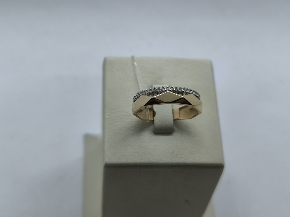 КОЛЬЦО С КАМНЯМИ (Au 585)