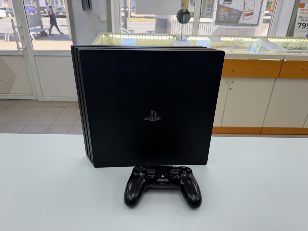 Игровая приставка PlayStation 4 Pro 1Tb