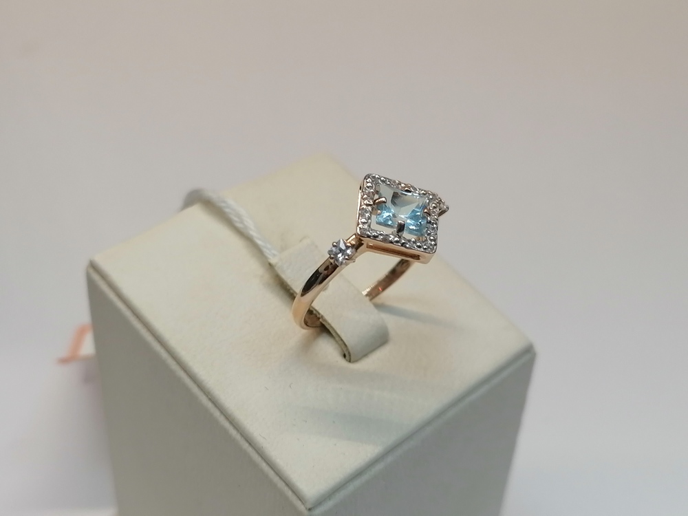 КОЛЬЦО С КАМНЯМИ (Au 585)