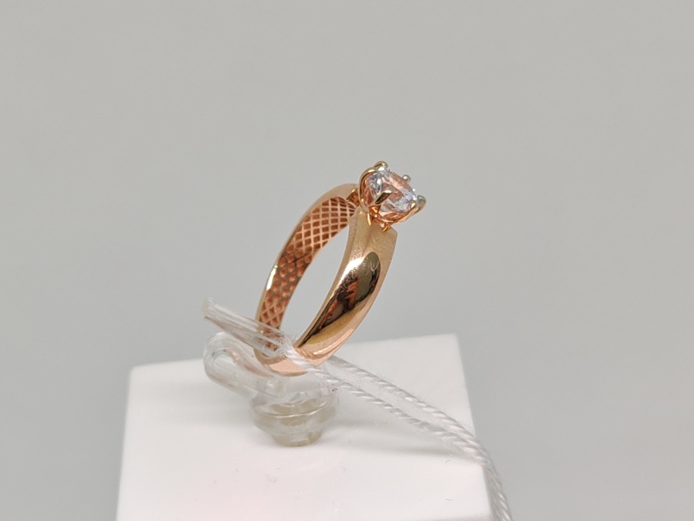 КОЛКМ585 КОЛЬЦО С КАМНЕМ (Au 585)