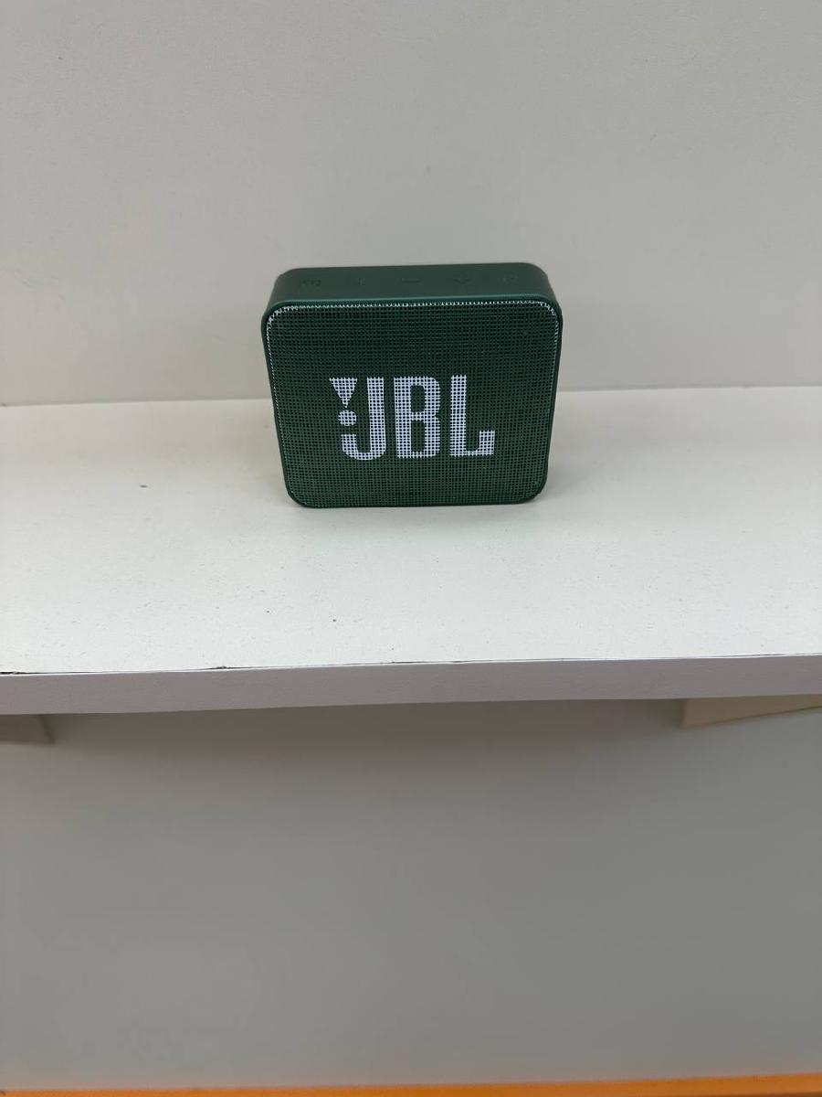 Портативная акустика JBL GO2+;