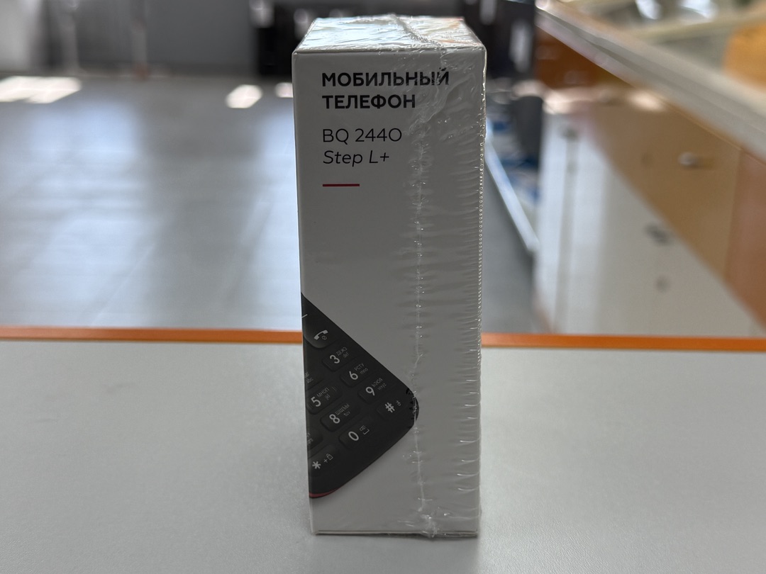 Мобильный телефон F+ S240