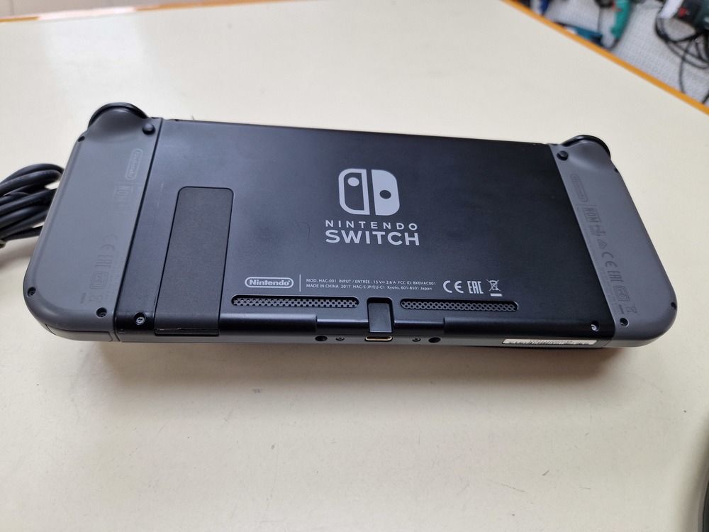 Игровая приставка Nintendo Switch