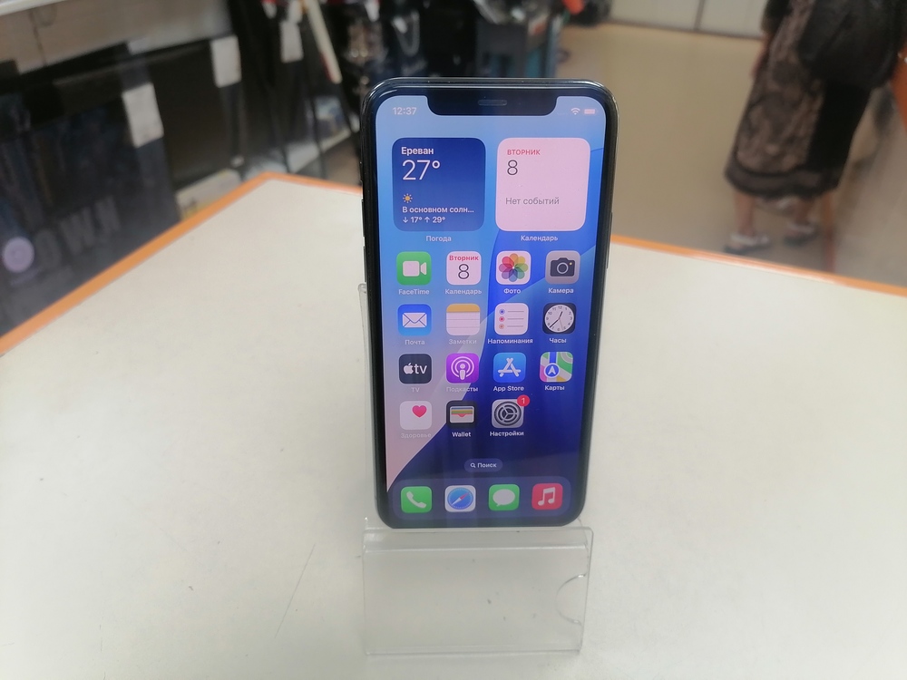 Смартфон Apple iPhone 11 Pro 64Gb