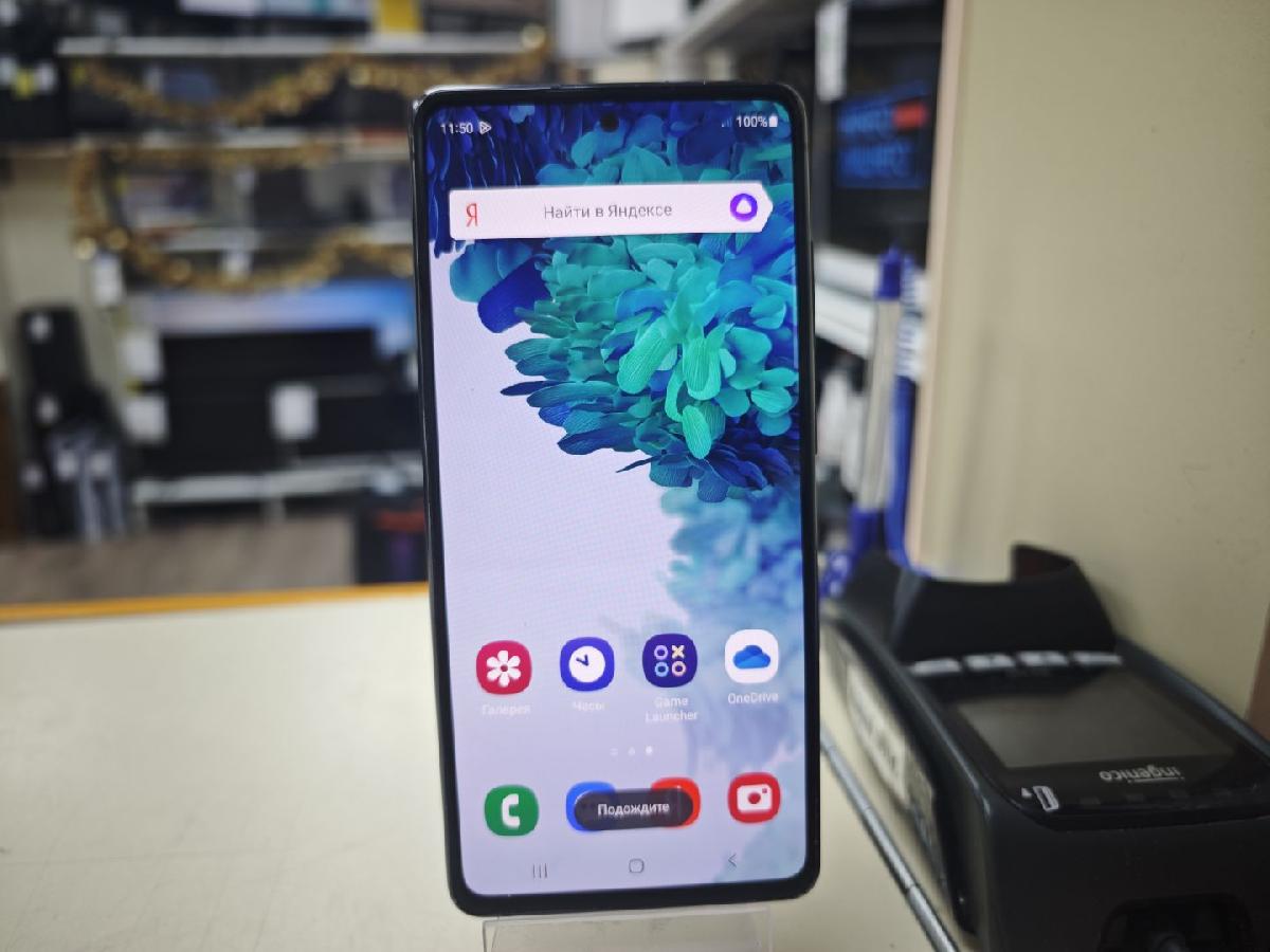Смартфон Samsung Galaxy S20 FE 6/128