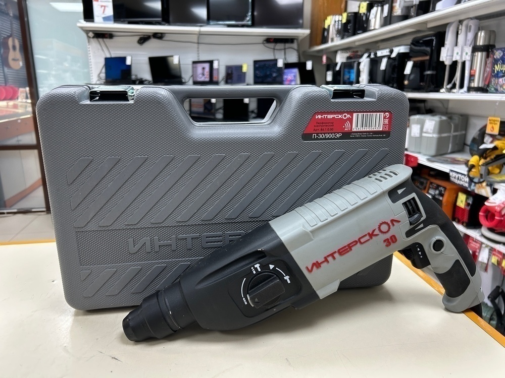 Перфоратор Интерскол П-30/900ЕР