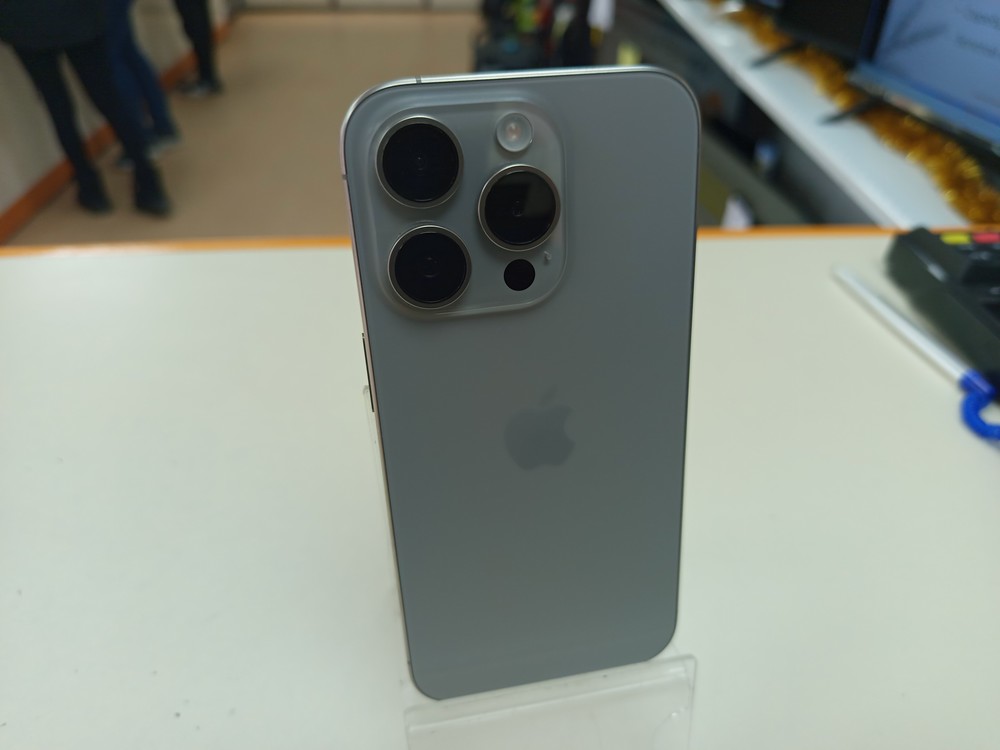Смартфон Apple Iphone 15 Pro 128Gb