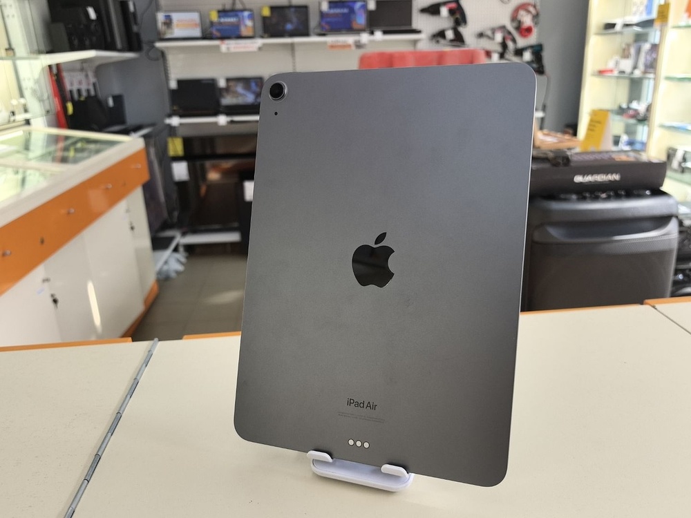 Планшет Apple iPad Air 5 64ГБ M1 (2022 A2588 (Wi-Fi)