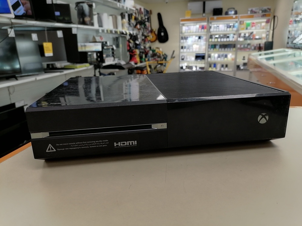 Игровая приставка Xbox One 500Gb