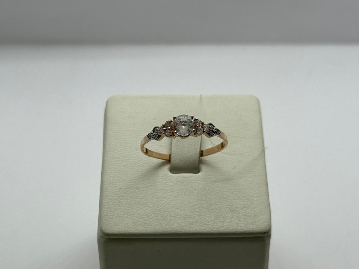 КОЛЬЦО С КАМНЯМИ (Au 585)