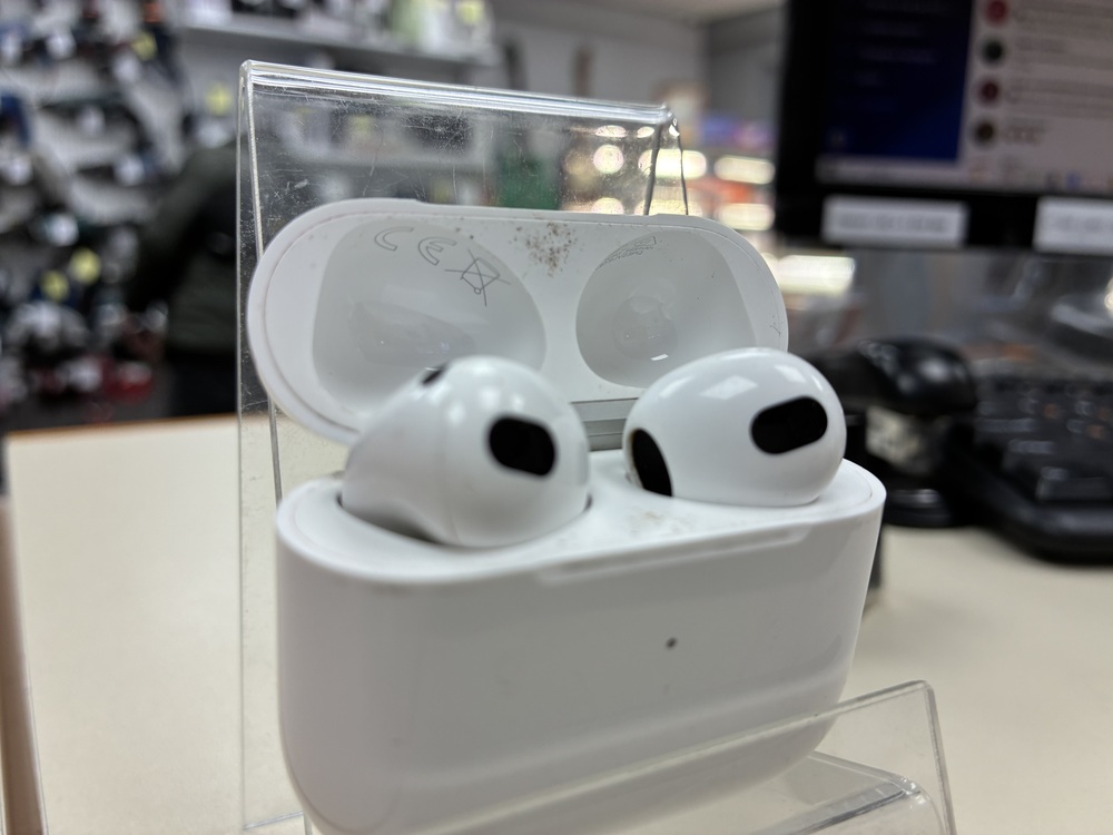 Наушники беспроводные Apple AirPods 3 Lightning