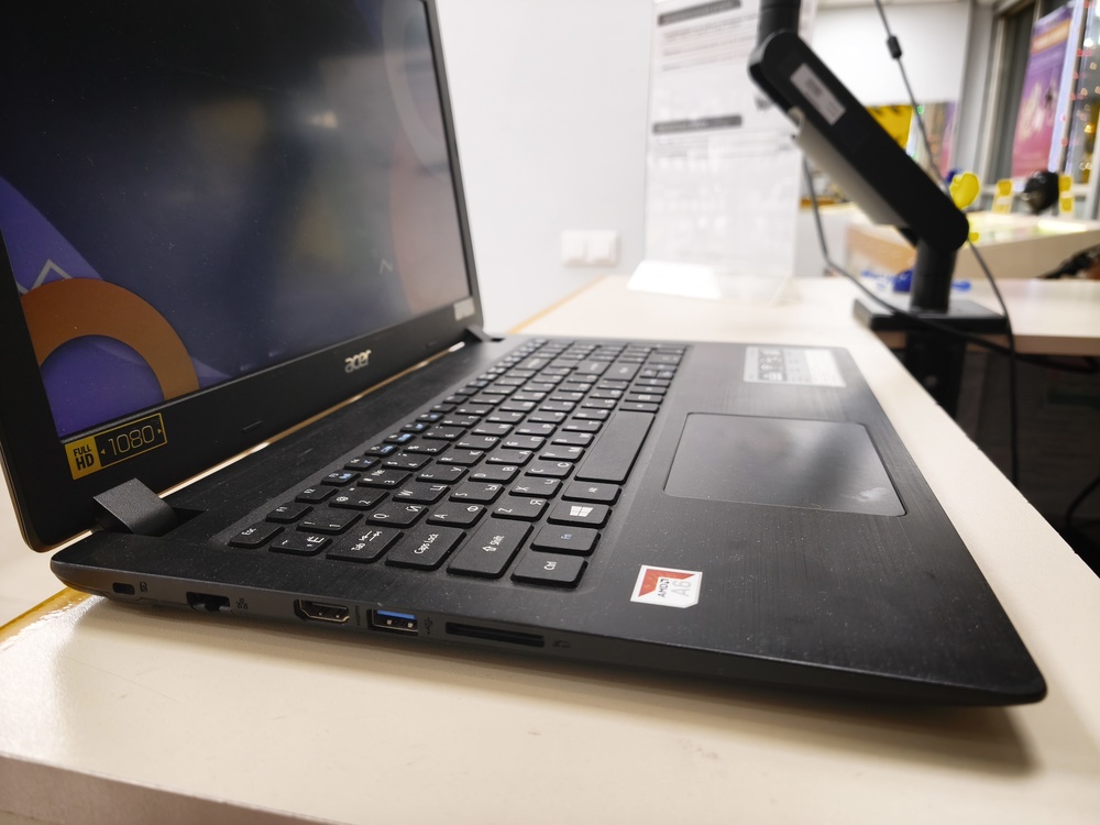 Ноутбук Acer; A6-9220e, AMD Radeon (TM) Graphics, 4 Гб, 120 Гб, Нет