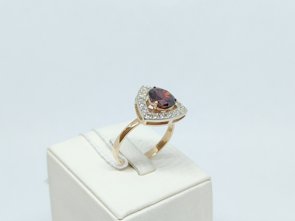 КОЛЬЦО С КАМНЯМИ (Au 585)