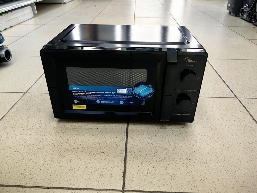 Микроволновая печь Midea MM7P012LV-B