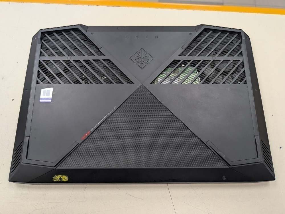 Ноутбук HP; Core i5-9300H, GeForce GTX 1660 Ti, 8 Гб, 256 Гб, Нет