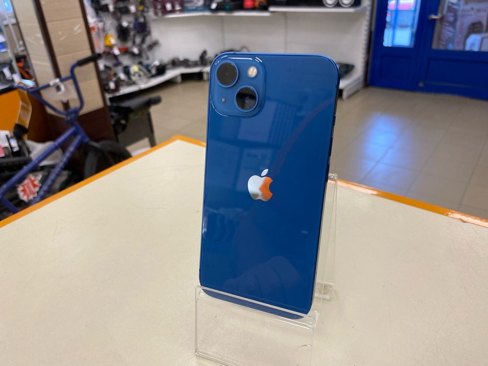 Смартфон Apple iPhone 13 128Gb