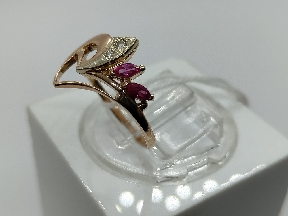 КОЛКМИ585 КОЛЬЦО С КАМНЯМИ (Au 585)