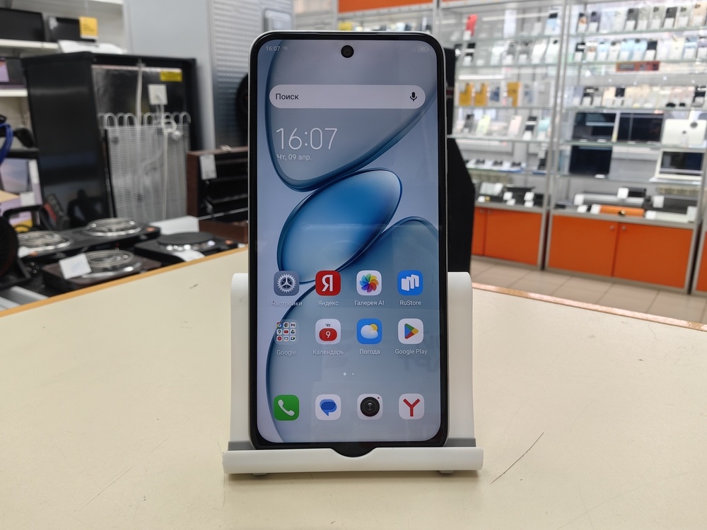 Смартфон Tecno Spark Go1 4/64