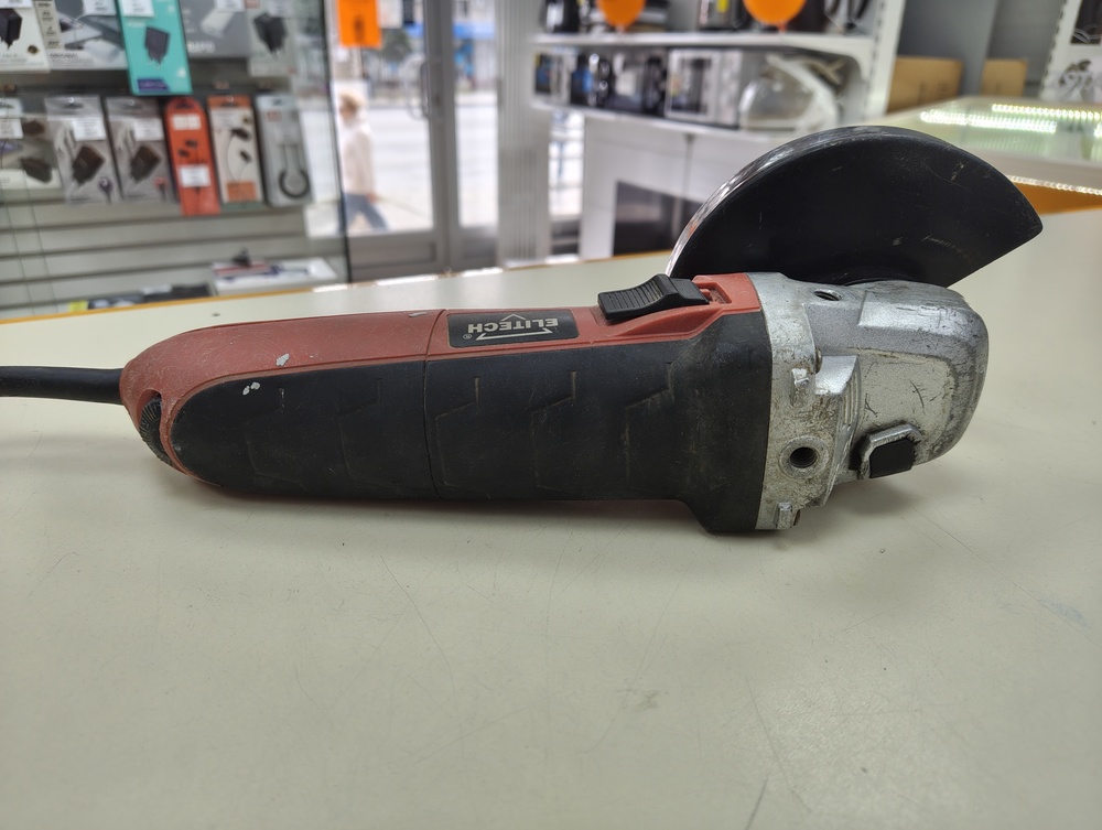 Угловая шлифмашина Elitech 10-125Э