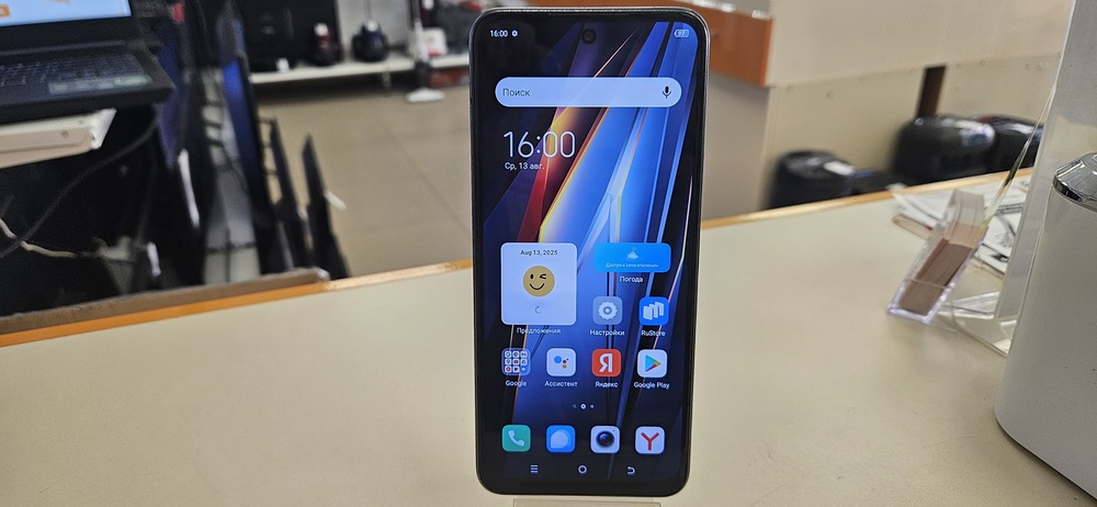 Смартфон Tecno POVA Neo 2 6/128