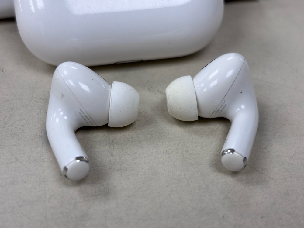 Наушники беспроводные Apple AirPods Pro 2 Gen