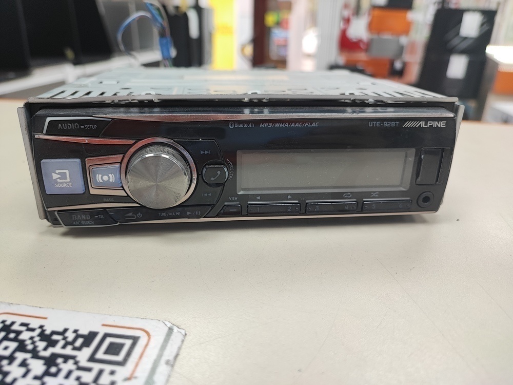 Автомагнитола Alpine UTE-92BT