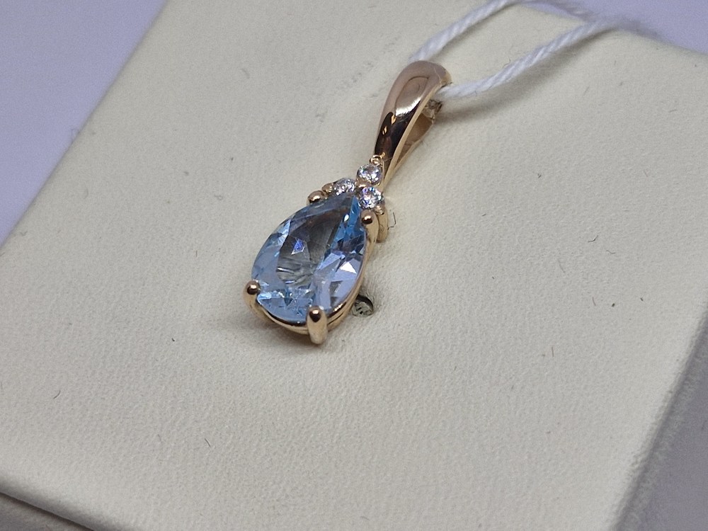 ПОДКМИ585 ПОДВЕСКА С КАМНЯМИ (Au 585)