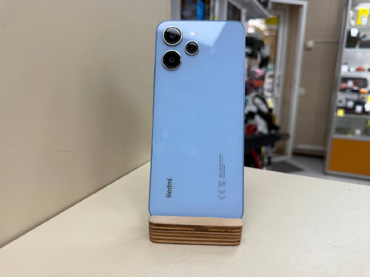 Смартфон Xiaomi Redmi 12 8/256
