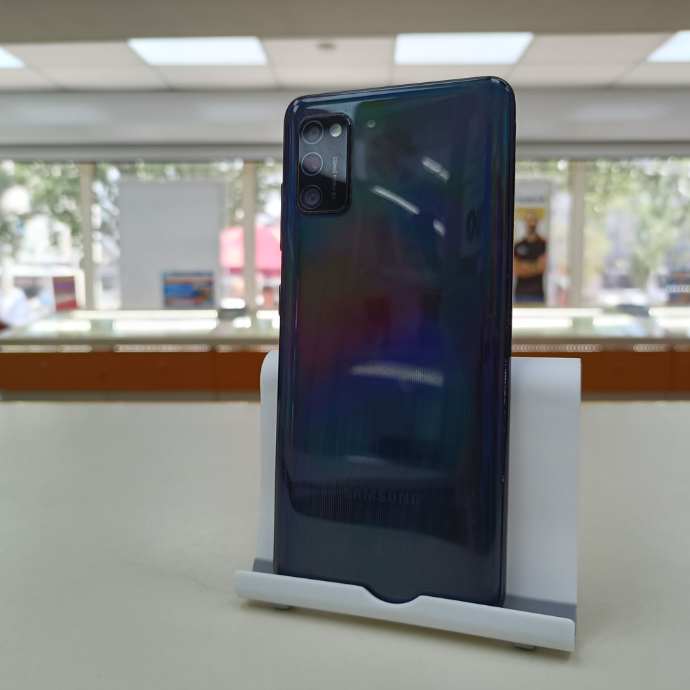 Смартфон Samsung Galaxy A41 4/64
