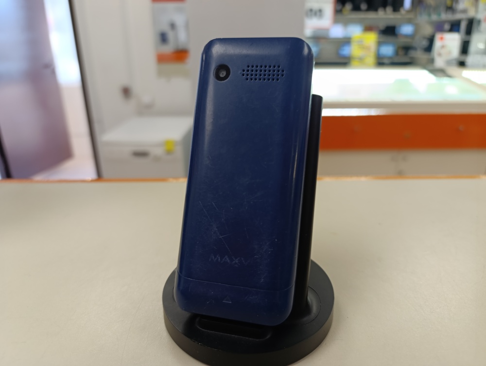 Мобильный телефон Maxvi B100