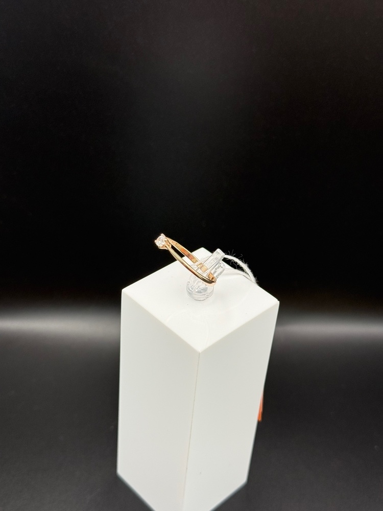 КОЛКМ585 КОЛЬЦО С КАМНЕМ (Au 585)